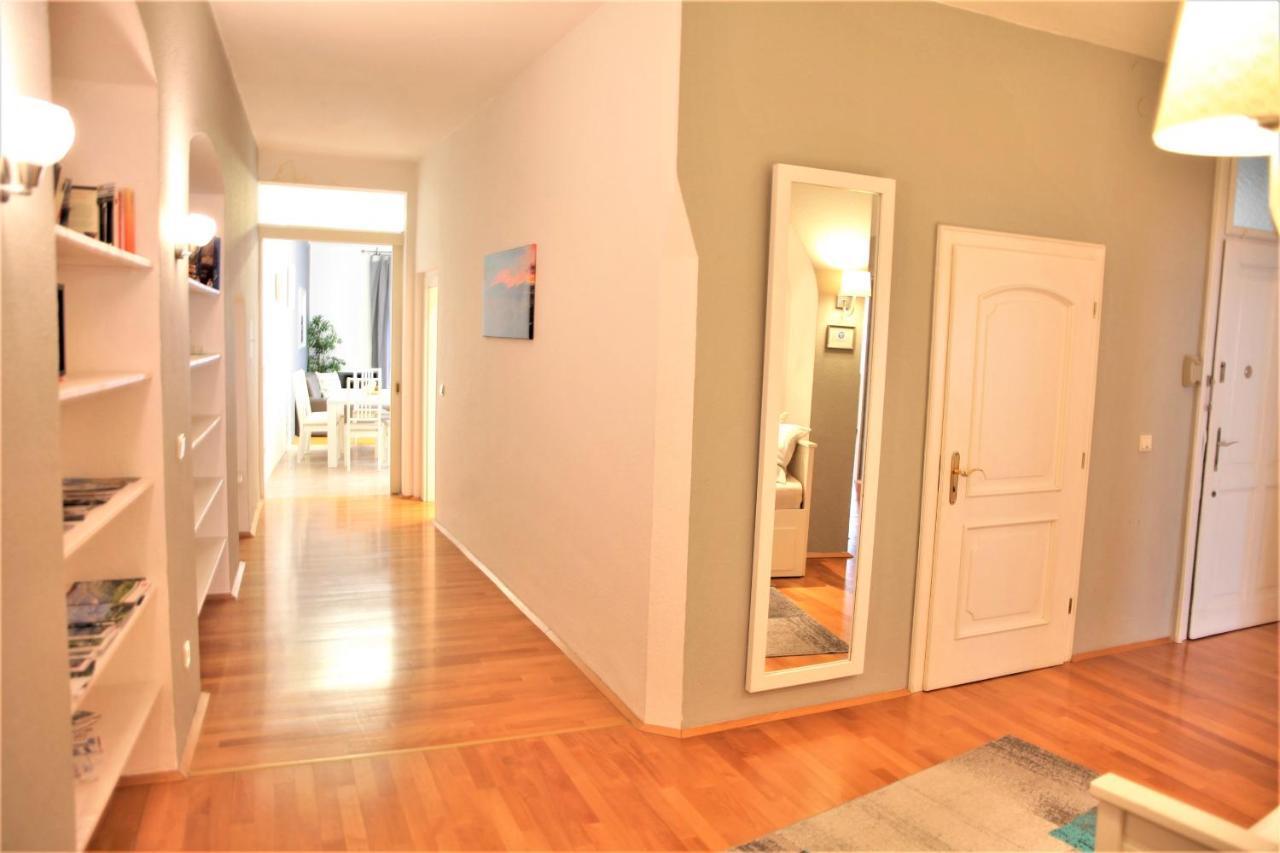 Spacious Apartment In The Heart Of Innsbruck Kültér fotó